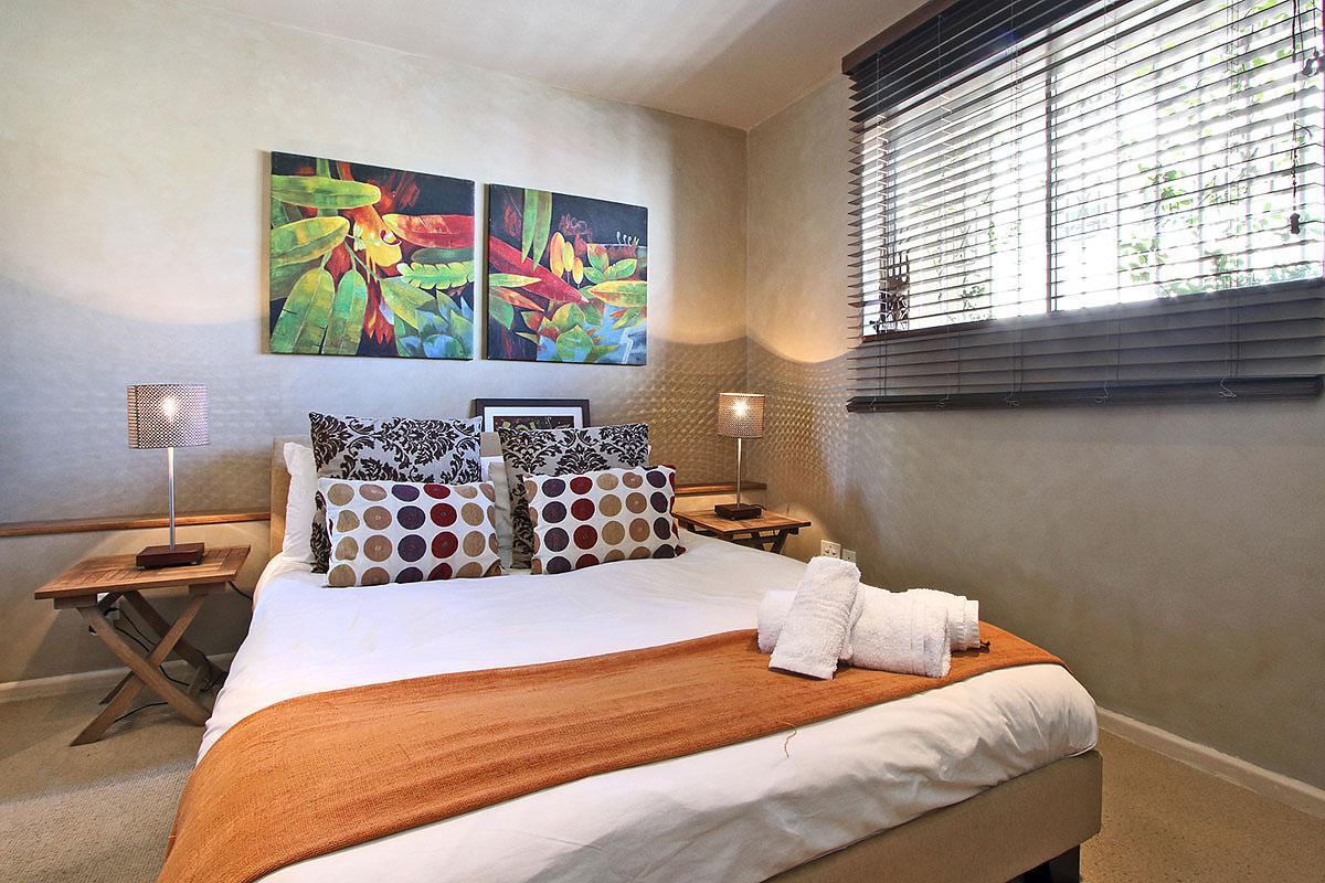 Berkeley Square Apartment Кейптаун Екстериор снимка