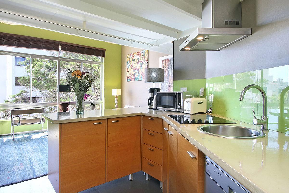 Berkeley Square Apartment Кейптаун Екстериор снимка